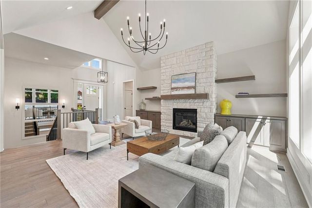 6753 Longview Road, Shawnee, KS 66218