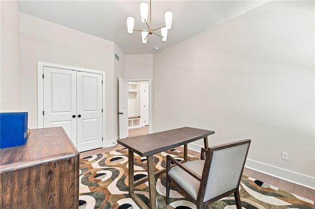 6753 Longview Road, Shawnee, KS 66218