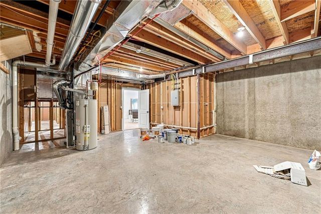 6753 Longview Road, Shawnee, KS 66218