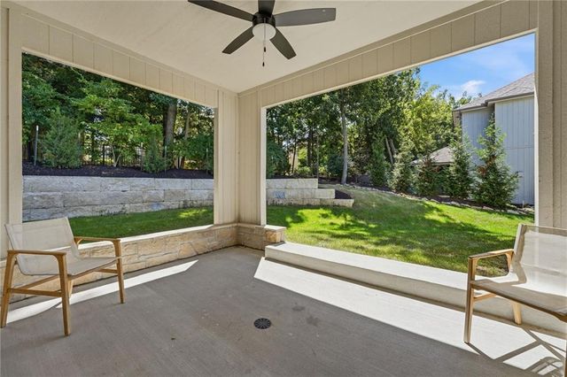 6753 Longview Road, Shawnee, KS 66218