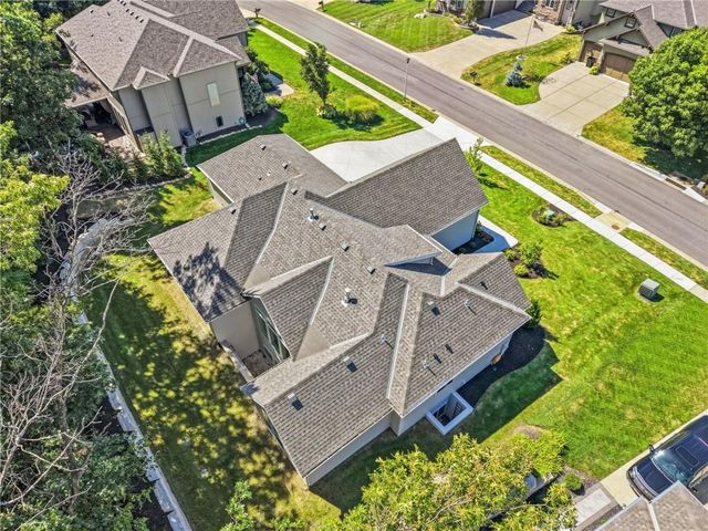 6753 Longview Road, Shawnee, KS 66218