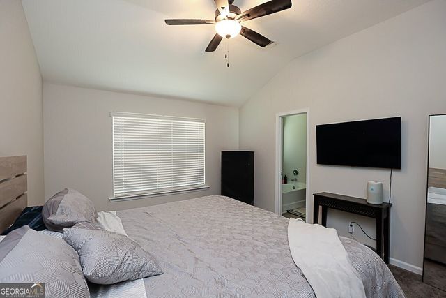 131 Battalion Lane, Hinesville, GA 31313