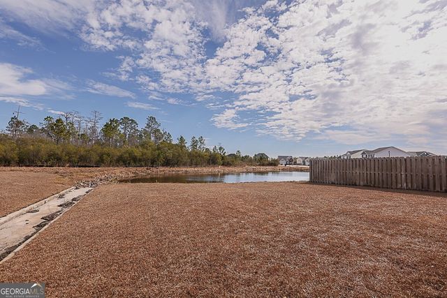 131 Battalion Lane, Hinesville, GA 31313