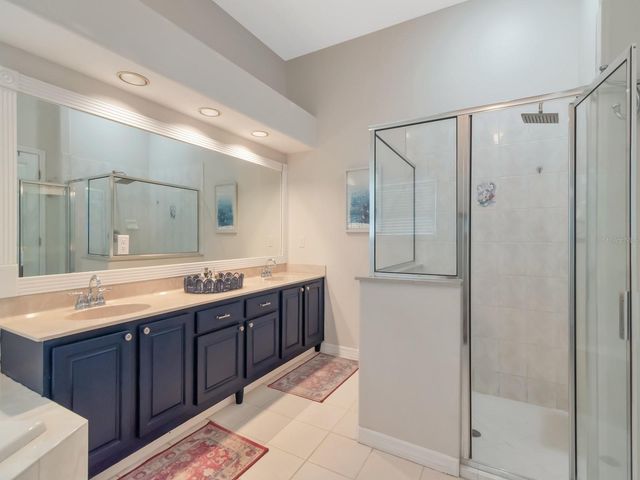 5201 SILVERADO WAY, Valrico, FL 33596