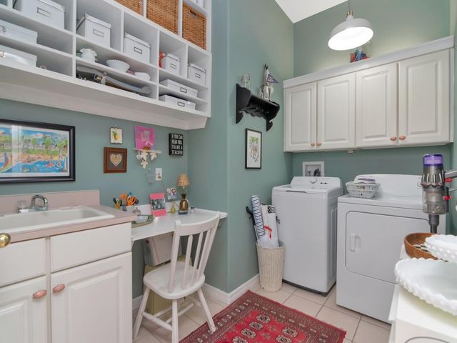 5201 SILVERADO WAY, Valrico, FL 33596