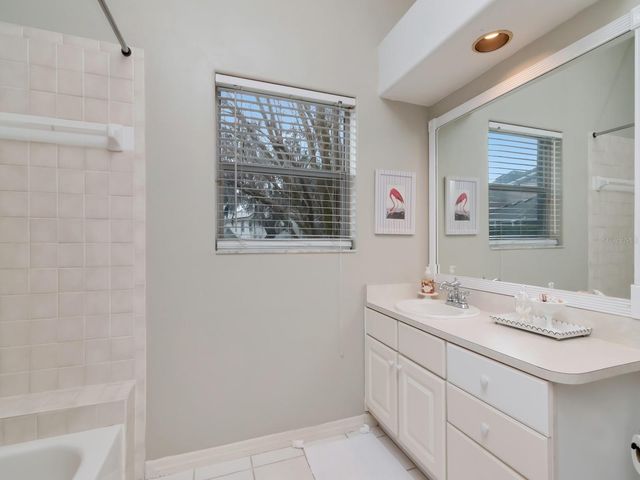 5201 SILVERADO WAY, Valrico, FL 33596