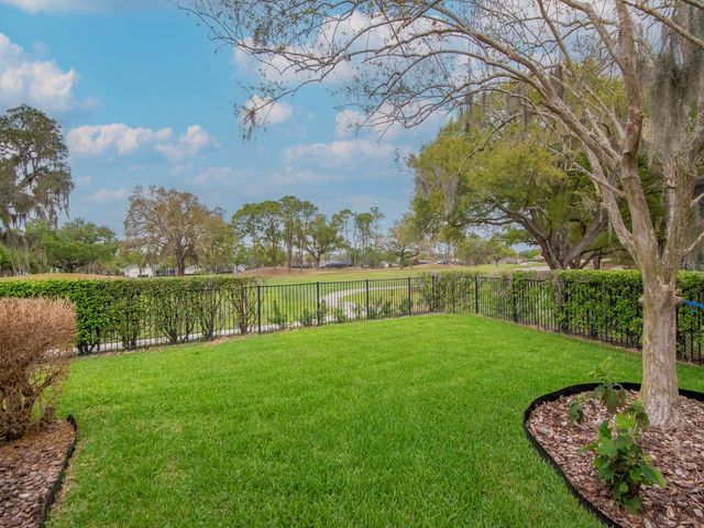 5201 SILVERADO WAY, Valrico, FL 33596