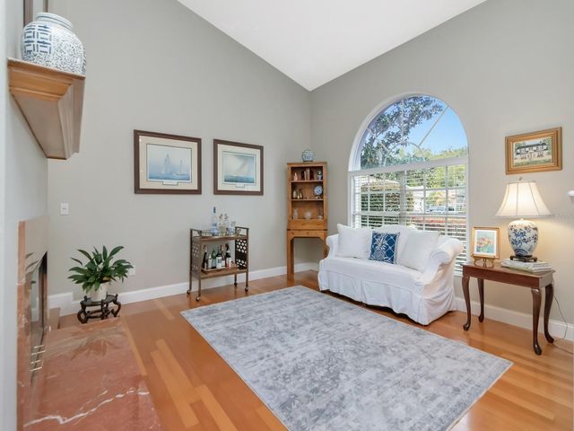 5201 SILVERADO WAY, Valrico, FL 33596