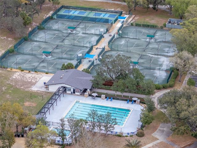 5201 SILVERADO WAY, Valrico, FL 33596