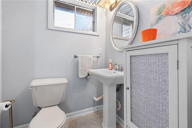 1324 SW 22nd Street, Blue Springs, MO 64015