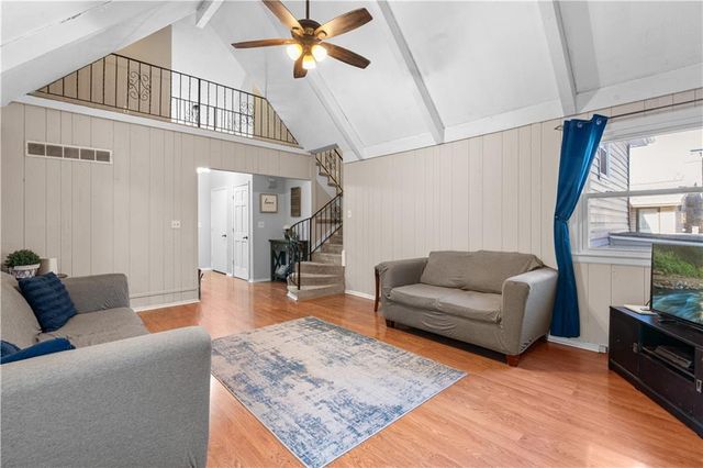 1324 SW 22nd Street, Blue Springs, MO 64015