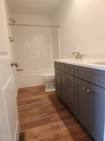 405 Larks, Cranberry Twp, PA 16066