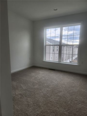 405 Larks, Cranberry Twp, PA 16066