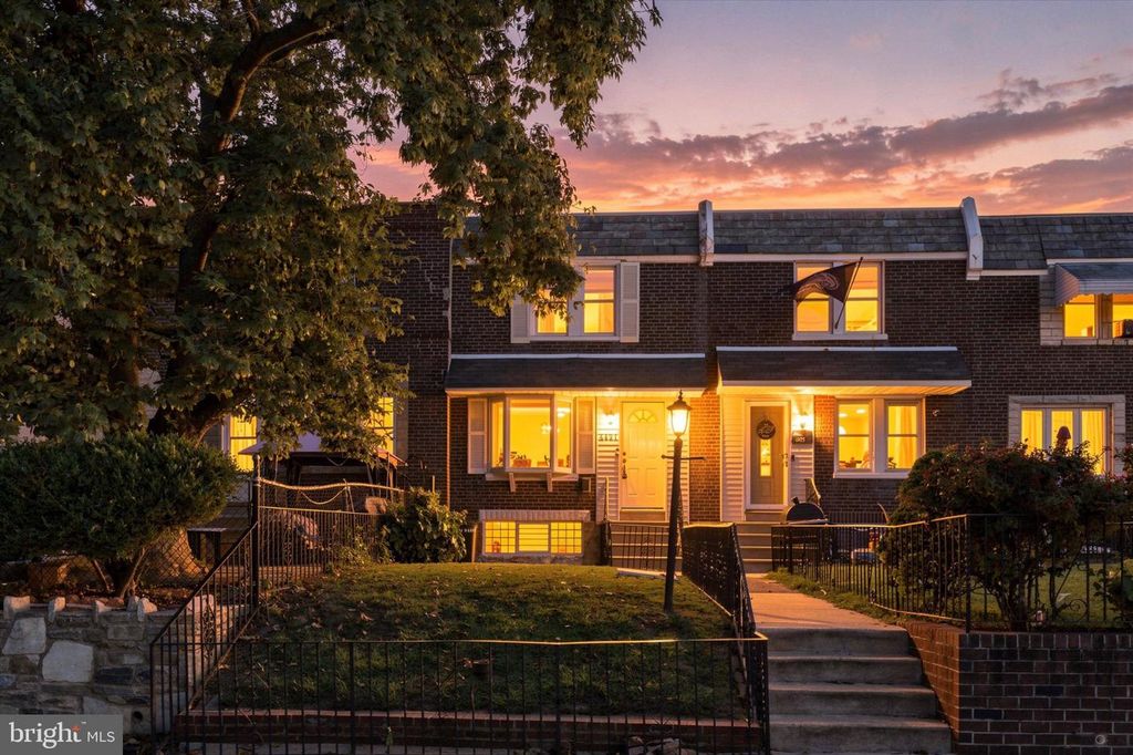 4421 MARPLE ST, PHILADELPHIA, PA 19136 — exterior