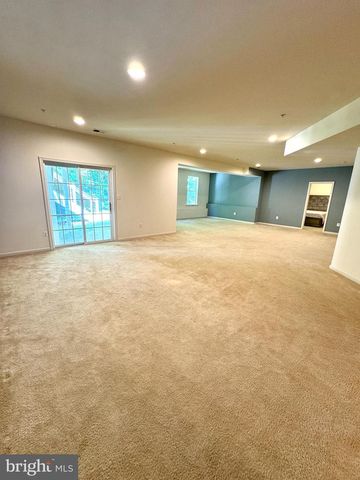 8806 NANCY LN, Fort Washington, MD 20744