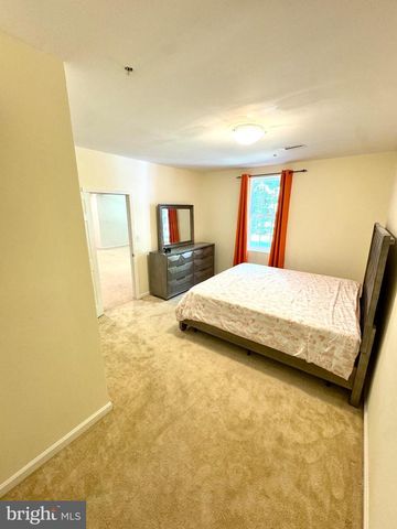 8806 NANCY LN, Fort Washington, MD 20744