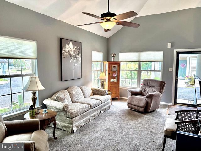 65 FREEDOM LN, Bensalem, PA 19020