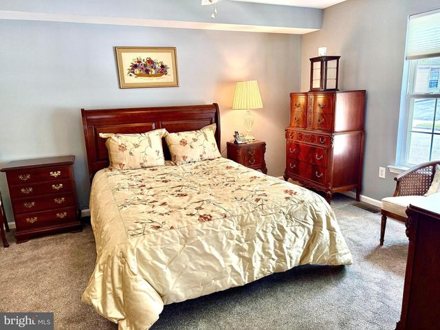 65 FREEDOM LN, Bensalem, PA 19020