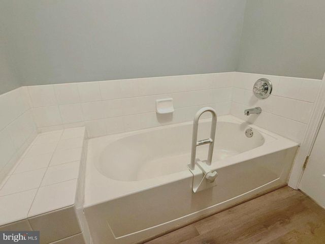 65 FREEDOM LN, Bensalem, PA 19020