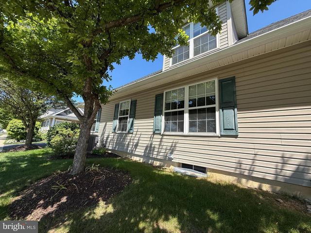 65 FREEDOM LN, Bensalem, PA 19020