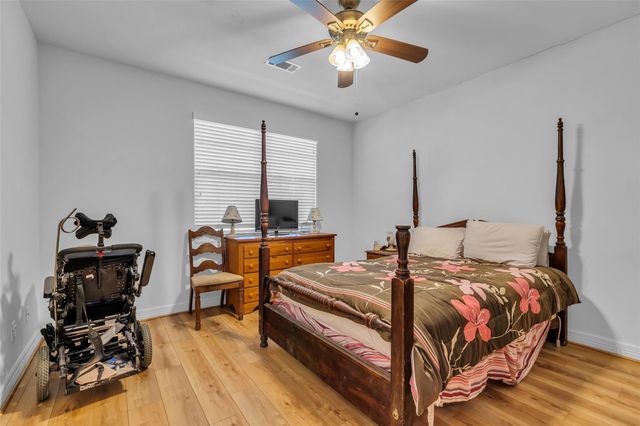 3811 Westerdale Drive, Fulshear, TX 77441