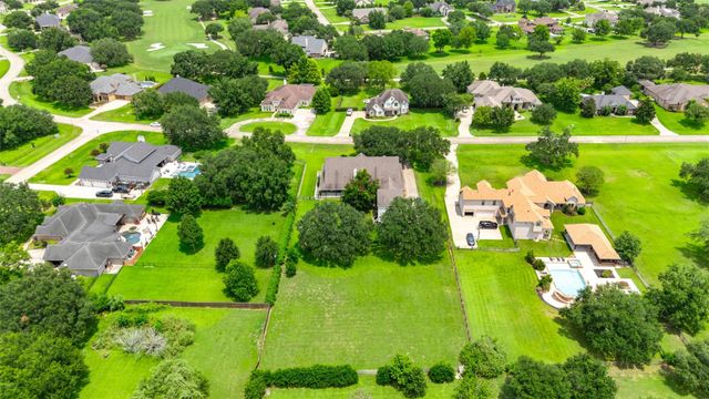 3811 Westerdale Drive, Fulshear, TX 77441