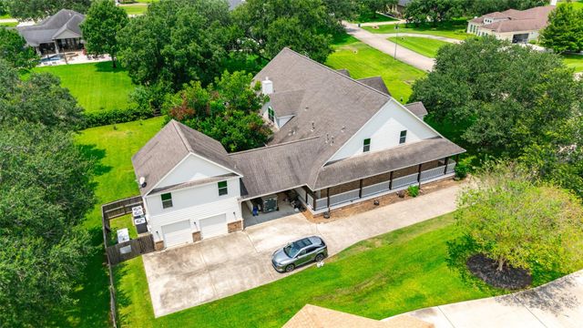3811 Westerdale Drive, Fulshear, TX 77441