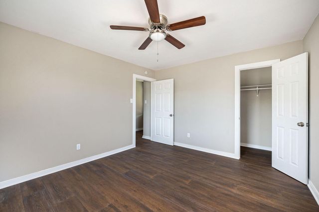 517 Center Street, Richmond, TX 77469