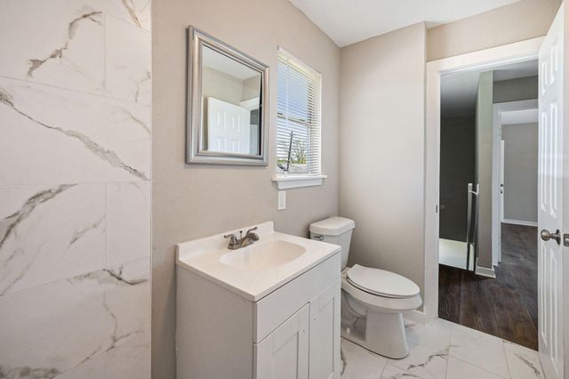 517 Center Street, Richmond, TX 77469