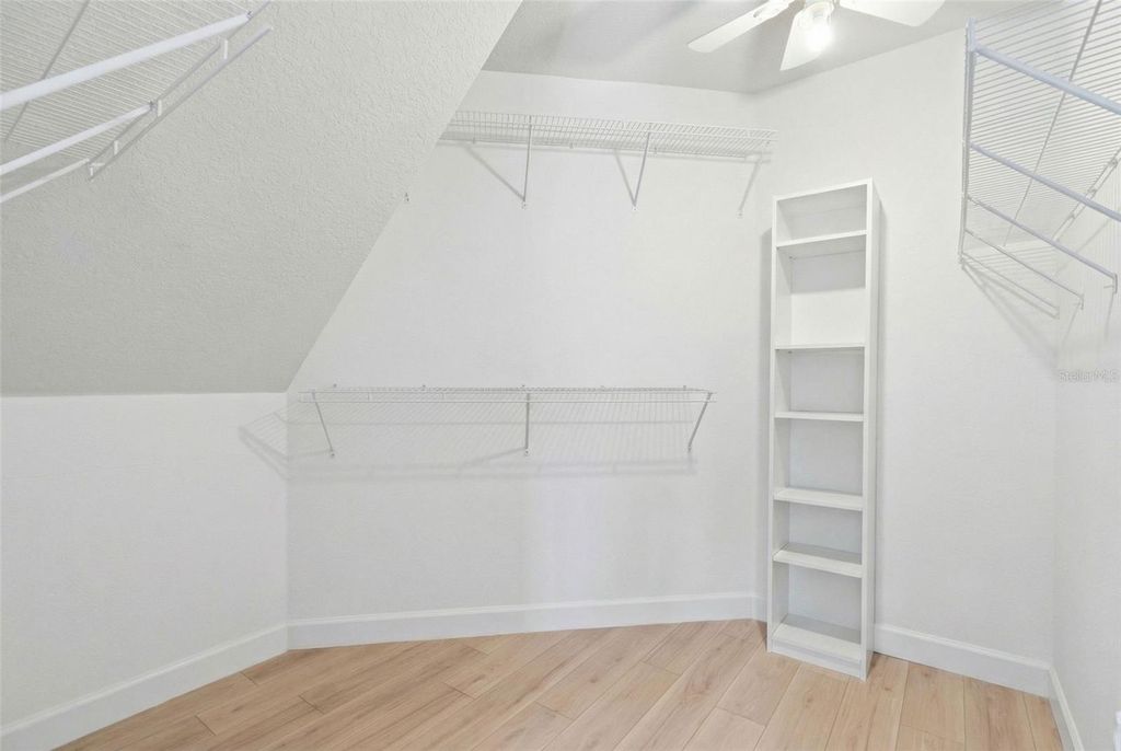 Image 15 of property listing at 20405 CLUB VISTA LANE 3, Tampa, FL 33647