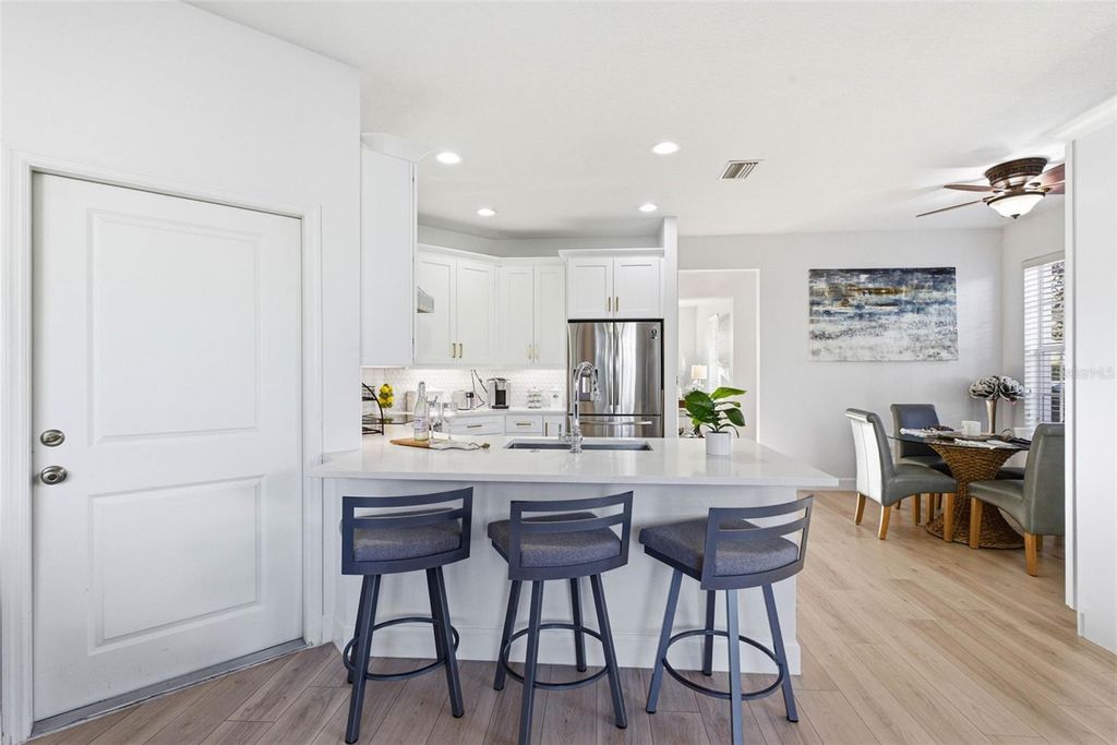 Image 30 of property listing at 20405 CLUB VISTA LANE 3, Tampa, FL 33647