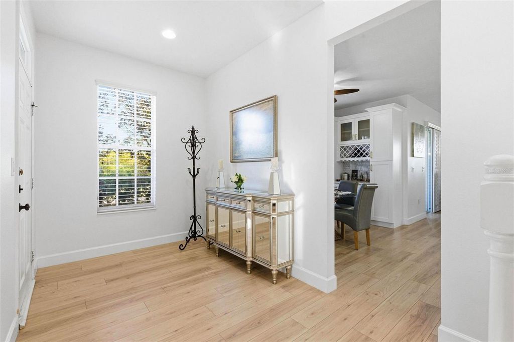 Image 4 of property listing at 20405 CLUB VISTA LANE 3, Tampa, FL 33647