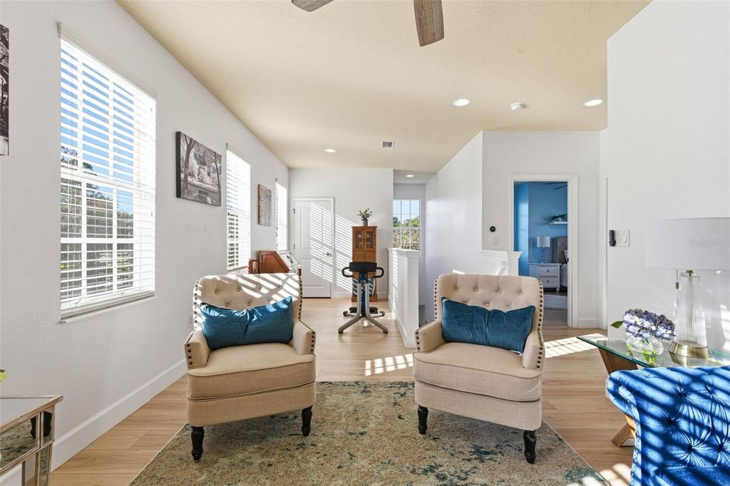 Image 36 of property listing at 20405 CLUB VISTA LANE 3, Tampa, FL 33647