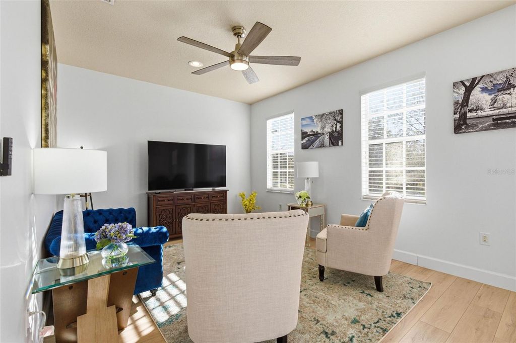 Image 37 of property listing at 20405 CLUB VISTA LANE 3, Tampa, FL 33647