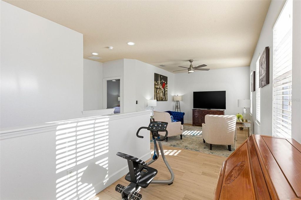 Image 38 of property listing at 20405 CLUB VISTA LANE 3, Tampa, FL 33647