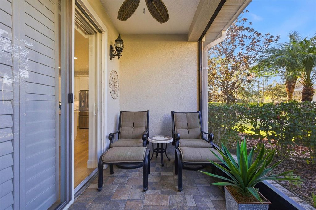 Image 45 of property listing at 20405 CLUB VISTA LANE 3, Tampa, FL 33647