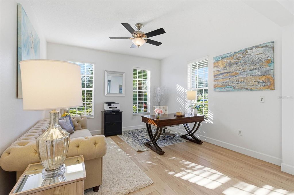 Image 6 of property listing at 20405 CLUB VISTA LANE 3, Tampa, FL 33647