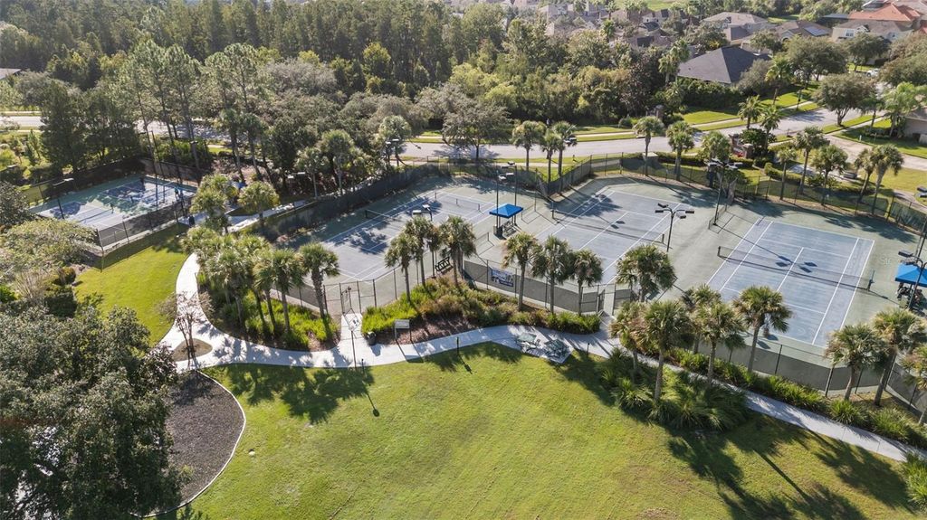 Image 91 of property listing at 20405 CLUB VISTA LANE 3, Tampa, FL 33647