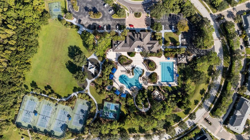 Image 92 of property listing at 20405 CLUB VISTA LANE 3, Tampa, FL 33647