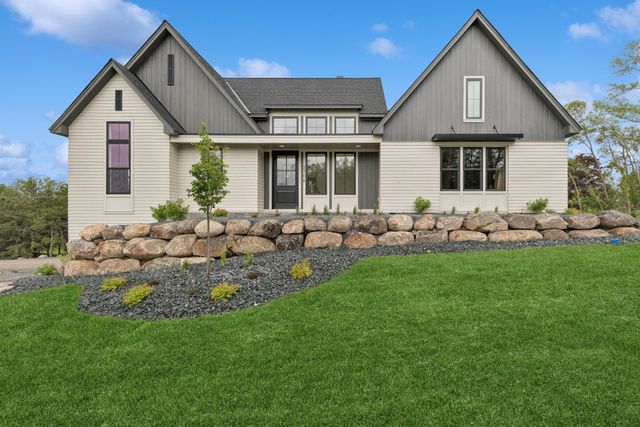 4486 129th Street N, Hugo, MN 55110