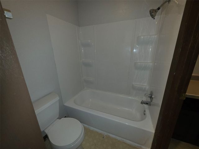 3200 SE 4th Court, Des Moines, IA 50315