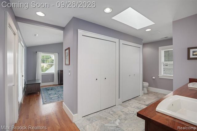 46 Oakdale Boulevard, Pleasant Ridge, MI 48069