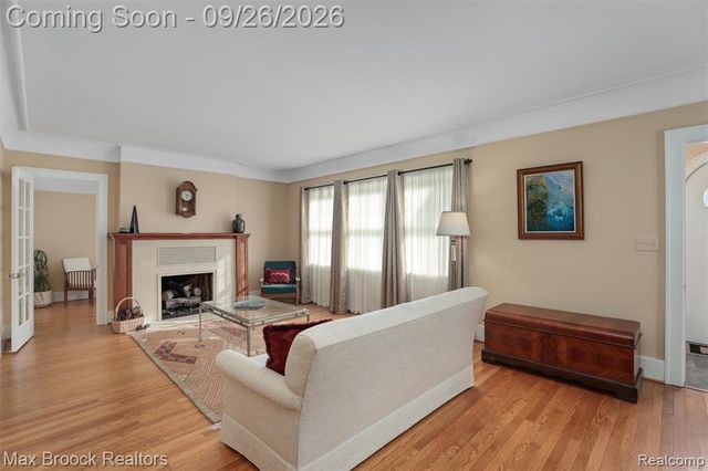 46 Oakdale Boulevard, Pleasant Ridge, MI 48069