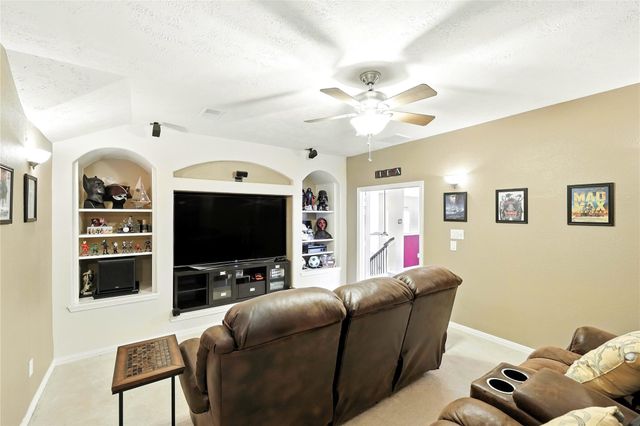 25218 Piney Heights Lane, Spring, TX 77389