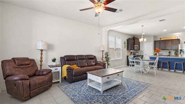 428 Kings Way, Cibolo, TX 78108