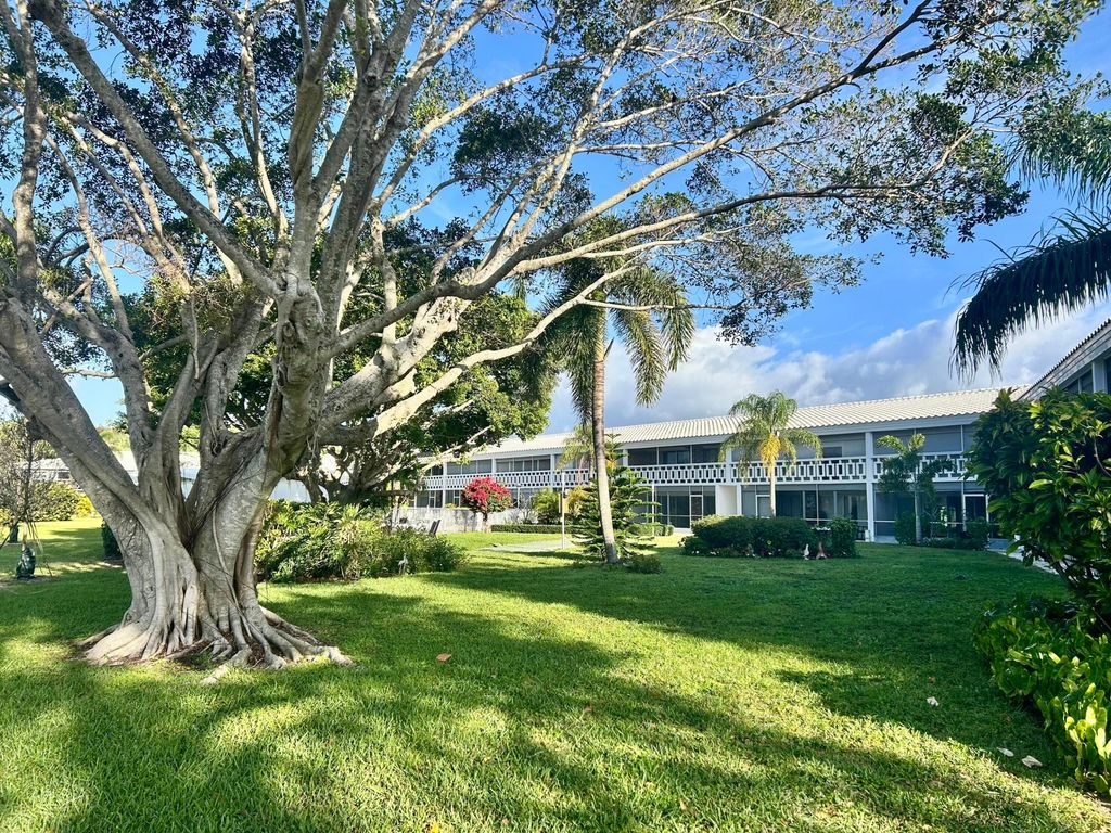 331 TEQUESTA Drive 216, Tequesta, FL 33469