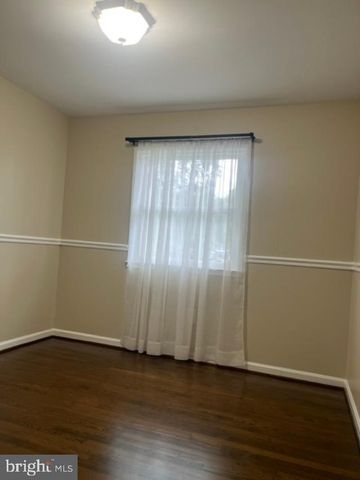 14510 DARBYDALE AVE, Woodbridge, VA 22193