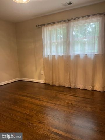 14510 DARBYDALE AVE, Woodbridge, VA 22193