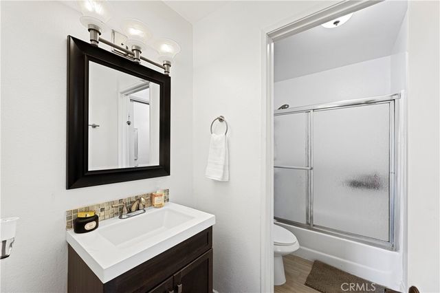 24392 Acaso 8, Laguna Hills, CA 92656