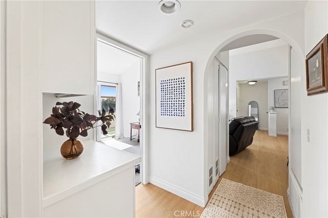 24392 Acaso 8, Laguna Hills, CA 92656